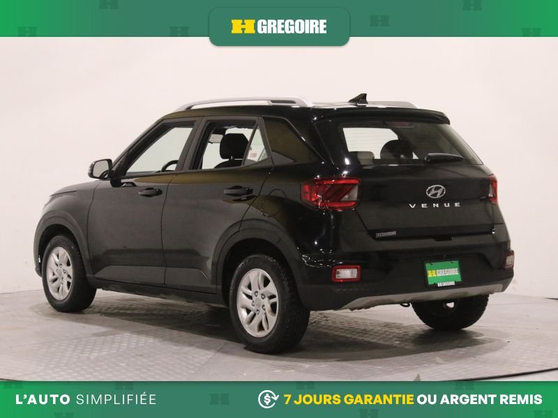 2021 Hyundai Venue Black Laval - photo #5