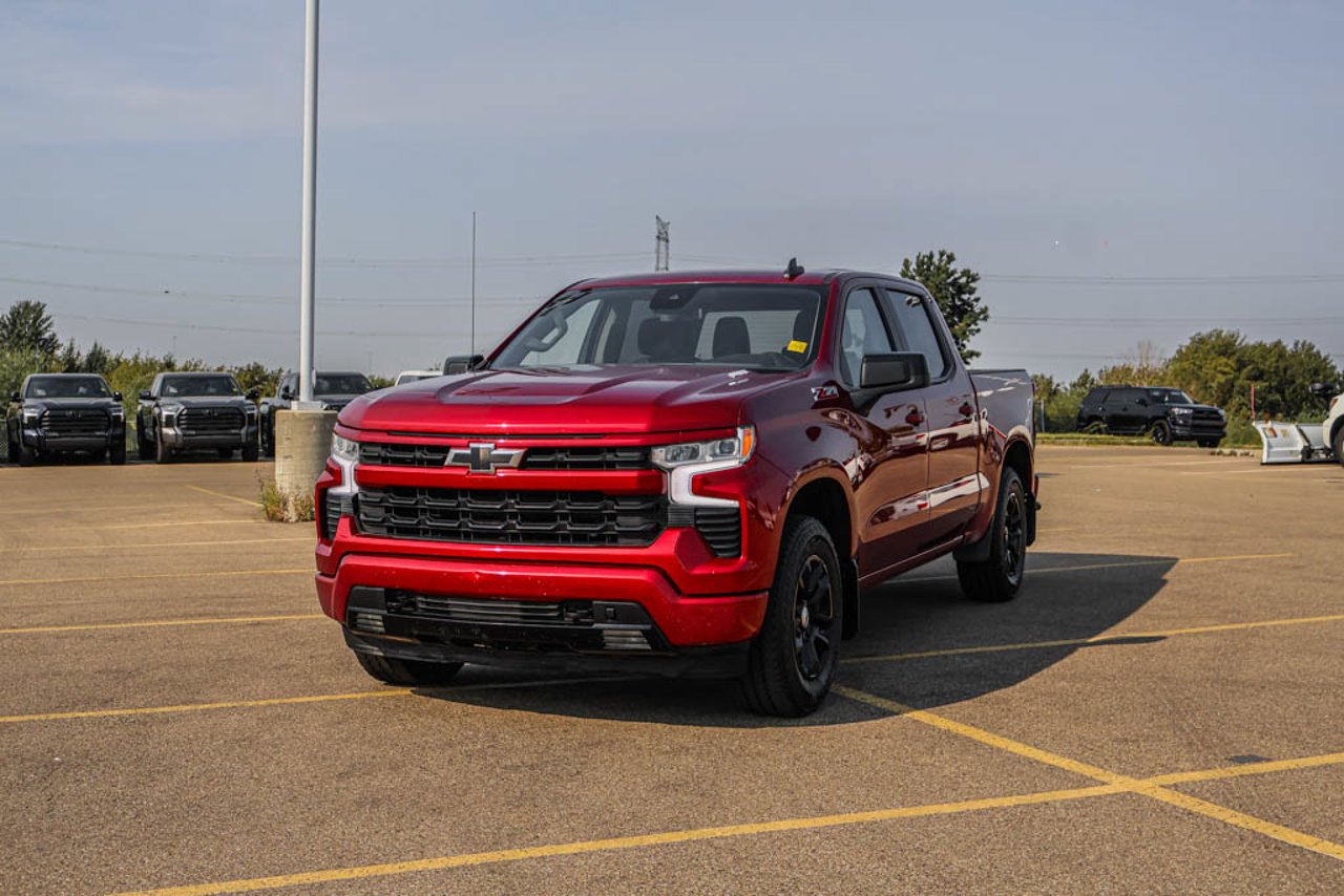 2024 Chevrolet Silverado 1500 4WD Crew Cab 147 RST Red Sherwood Park - photo #3