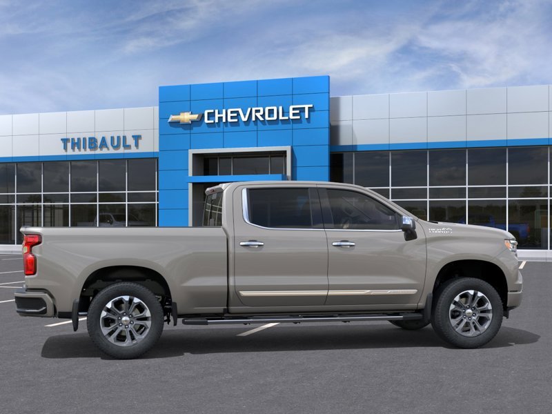 CHEVROLET Silverado 1500 High Country cabine multiplace 4RM 157 po 2026 SABLES BLANC Sherbrooke - photo #4