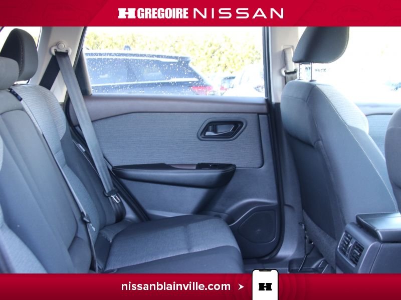 2022 Nissan Rogue Grey Blainville - photo #24