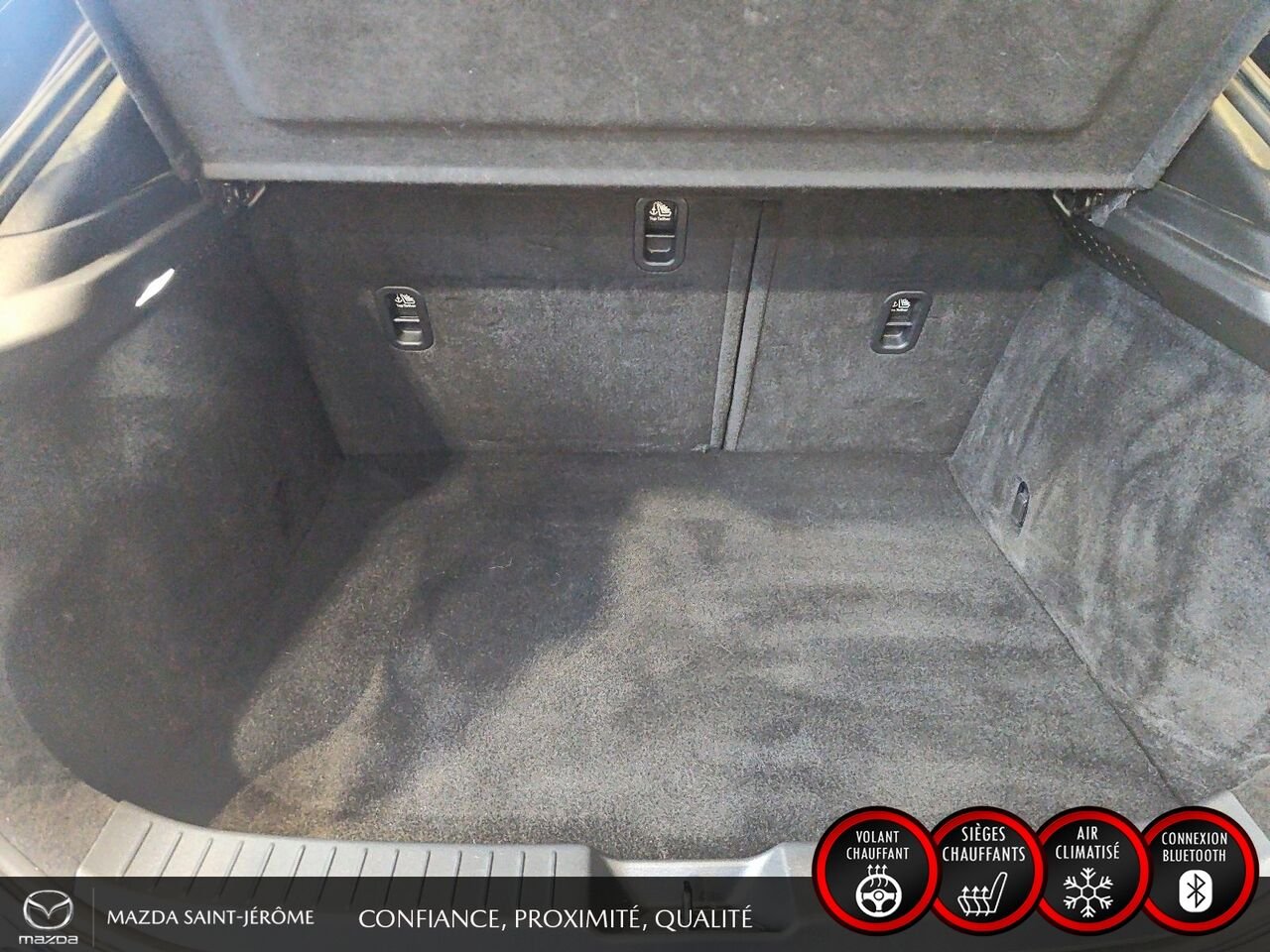 Mazda CX-30 GX TI 2025 Gris Saint-Jérôme - photo #22