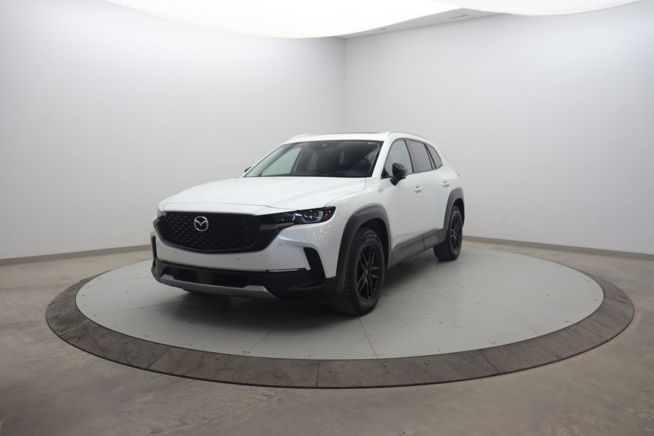 2023 Mazda CX-50 White Baie-Comeau - photo #0