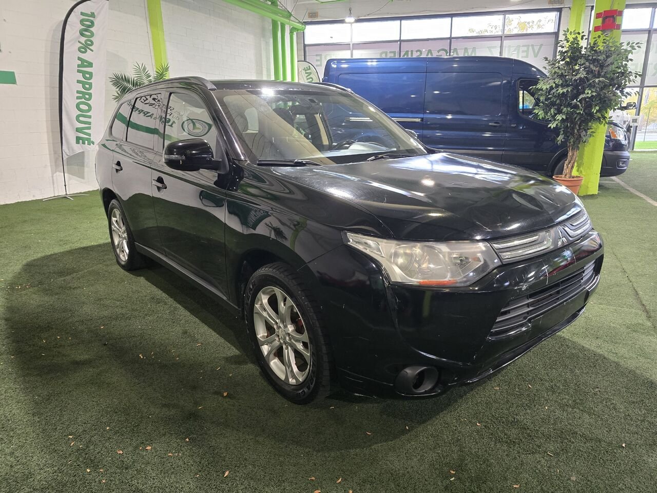 2014 Mitsubishi Outlander Black  - photo #7