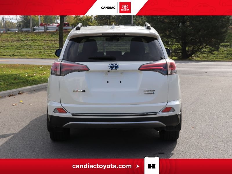 2018 Toyota Rav 4 White Laval - photo #8