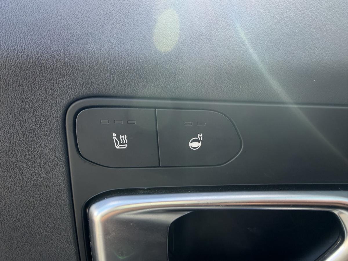 2025 Kia K4 White  - photo #16