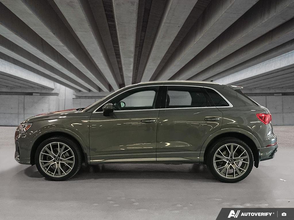 2019 Audi Q3 2600536B | Technik Grey Edmonton - photo #2