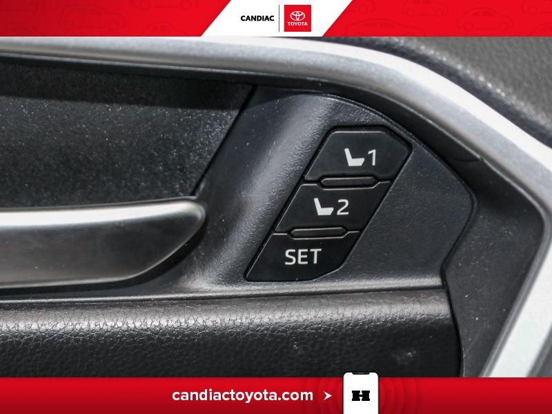 2025 Toyota Rav 4 Black Laval - photo #36