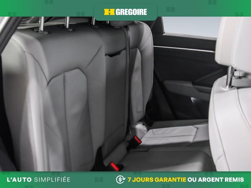 2022 Audi Q3 White Saint-Eustache - photo #27