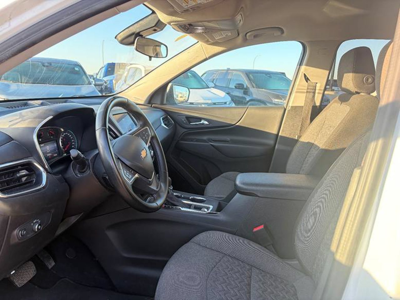 2024 Chevrolet Equinox AWD 4dr LT White Sherwood Park - photo #7