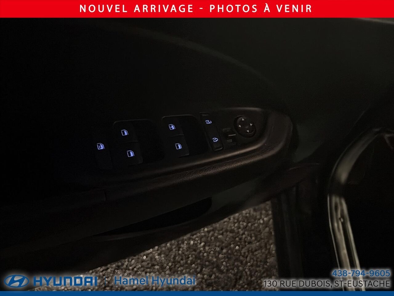 2023 Hyundai Venue Black Saint-Eustache - photo #6