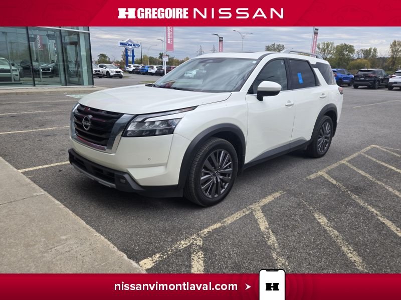Nissan Pathfinder SL AWD Cuir Caméra Toit Pano à partir 2.99% 2024 Blanc