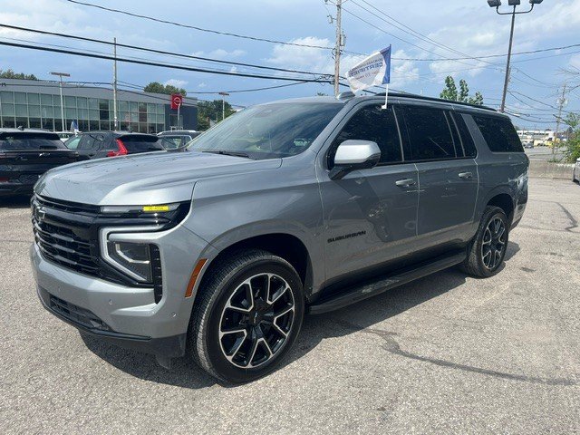 Chevrolet Suburban RST 4 portes 4RM DIESEL 2025 Gris