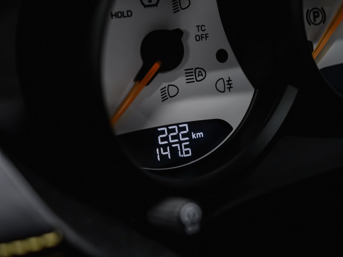 2025 Porsche 718 Cayman GT4 RS White Montreal - photo #21