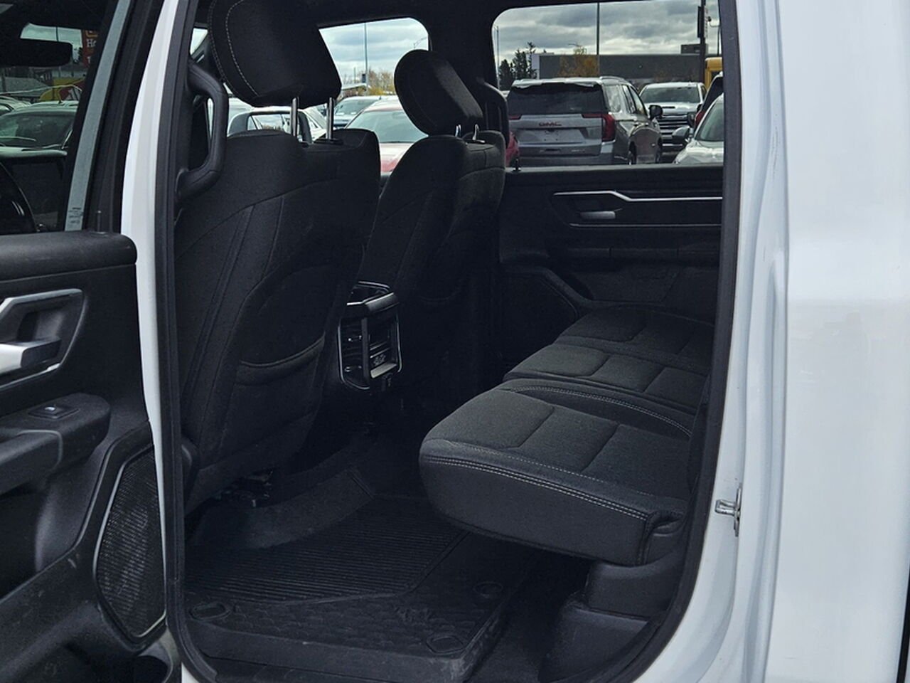 2020 Ram 1500 Big Horn Rouyn-Noranda - photo #25