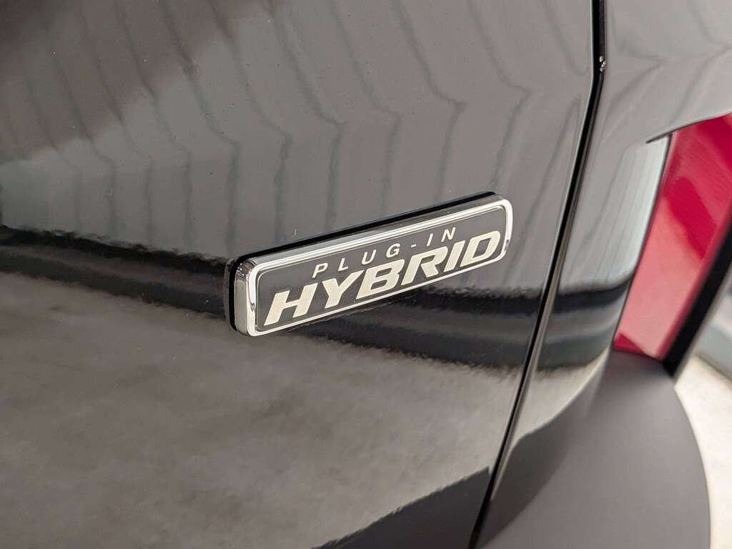 Ford Escape PHEV FWD 2024 Noir Val-David - photo #38