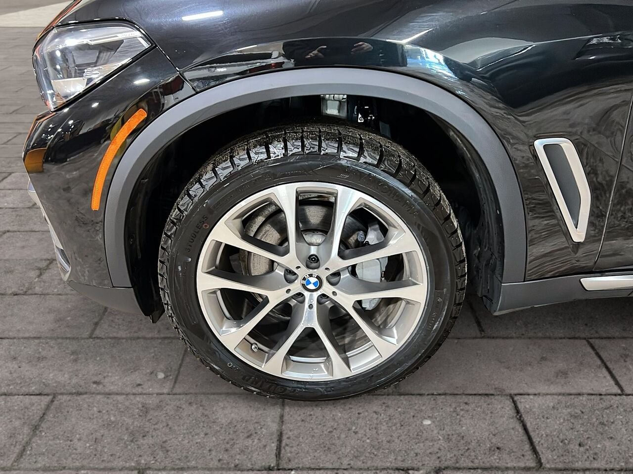 2022 BMW X5 Black Québec - photo #6