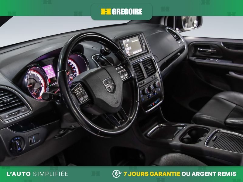 2020 Dodge GR Caravan White Laval - photo #20