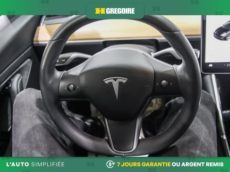 2020 Tesla Model 3 Black Laval - photo #16