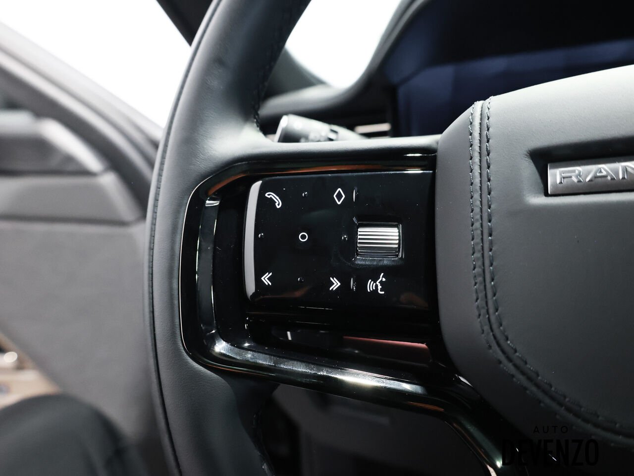 Land Rover Range Rover Sport 2024 Noir Saint-Eustache - photo #14