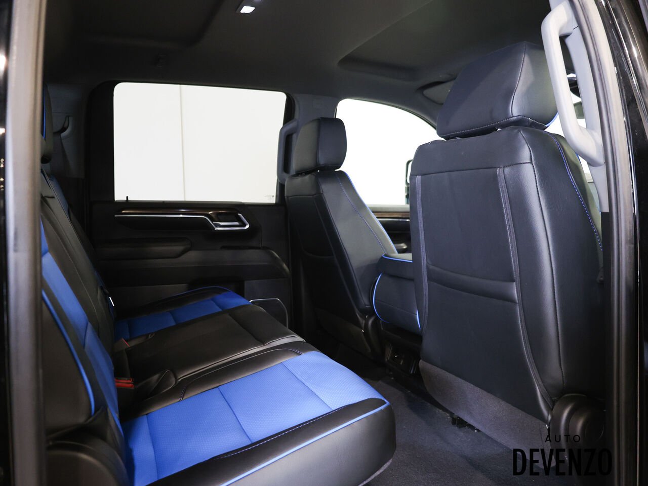 2024 Chevrolet Silverado 3500HD Black Saint-Eustache - photo #8