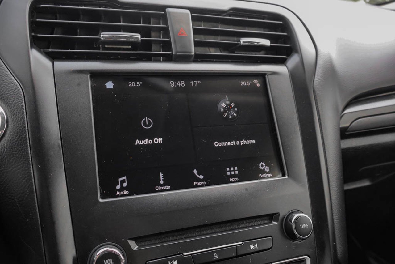 2018 Ford Fusion SE FWD Blue Sherwood Park - photo #23