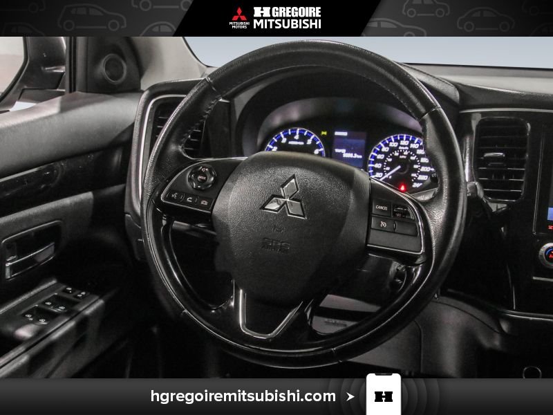 2020 Mitsubishi Outlander Grey Saint-Eustache - photo #16