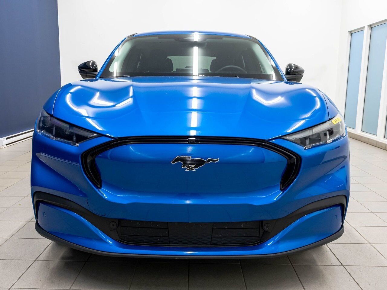 2025 Ford Mustang Mach-E PREMIER EAWD *NAV* REG ADAPT CARPLAY SIÈGES CHAUFF Blue Saint-Jérôme - photo #4
