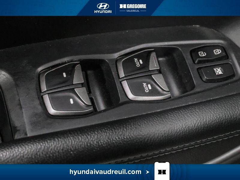 2016 Hyundai Santa Fe Grey Blainville - photo #16