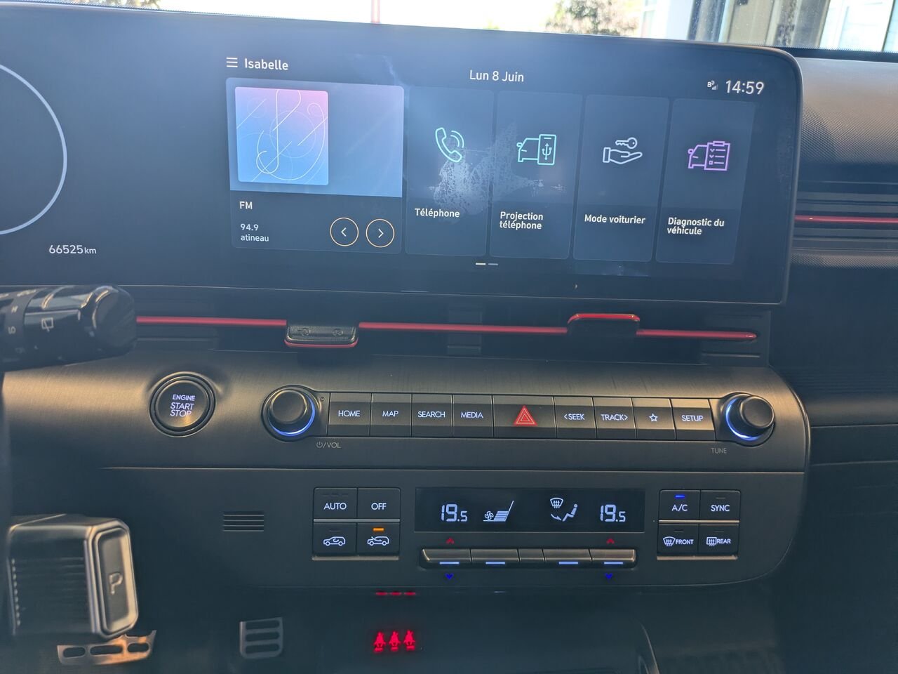 2024 Hyundai Kona Grey Gatineau - photo #10