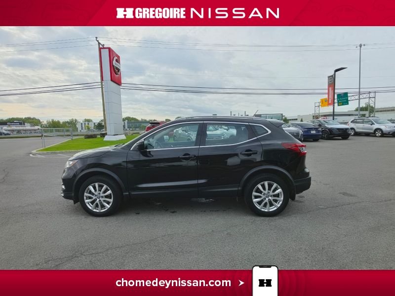 Nissan Qashqai CP7375 | SV AWD Mag Caméra Volant Chanffant à partir 2.99% 2021 Noir Laval - photo #4