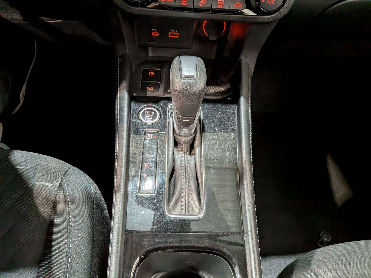 2024 Nissan Kicks SV FWD Black Val-David - photo #24