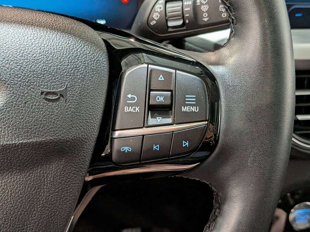 Ford Escape PHEV FWD 2024 Noir Val-David - photo #17