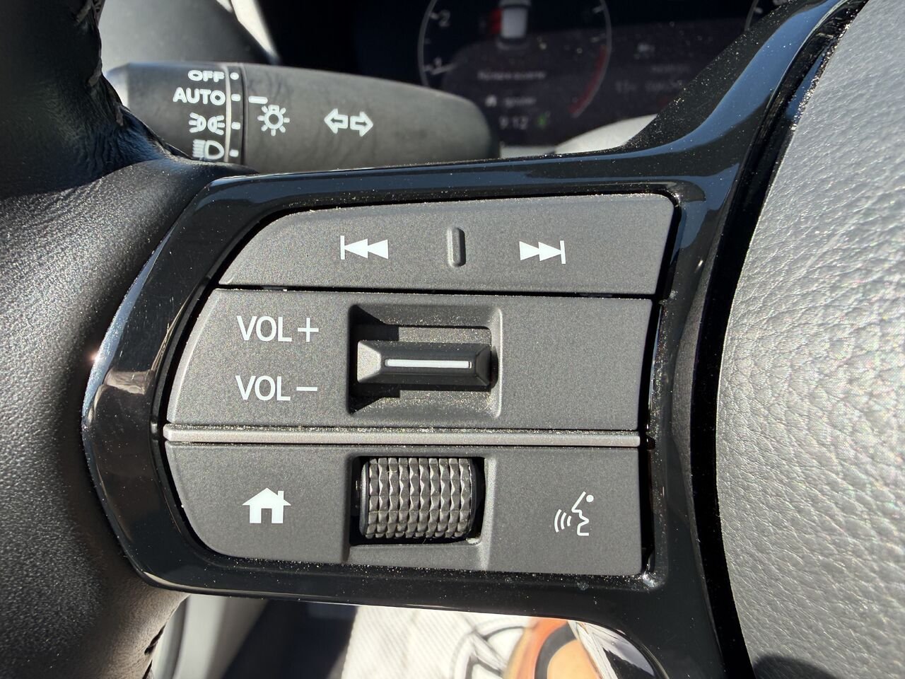 2025 Honda HR-V Grey Lac Mégantic - photo #18