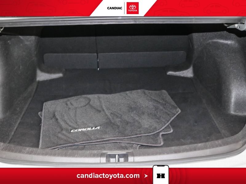 Toyota Corolla 2022 Argent Saint-Eustache - photo #32