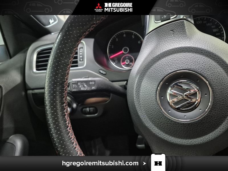 Volkswagen Jetta 2014 Blanc Laval - photo #19