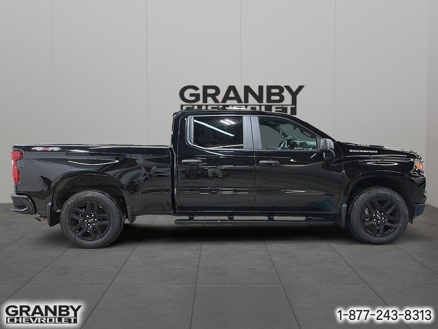 CHEVROLET Silverado 1500 2026 2026 NOIR