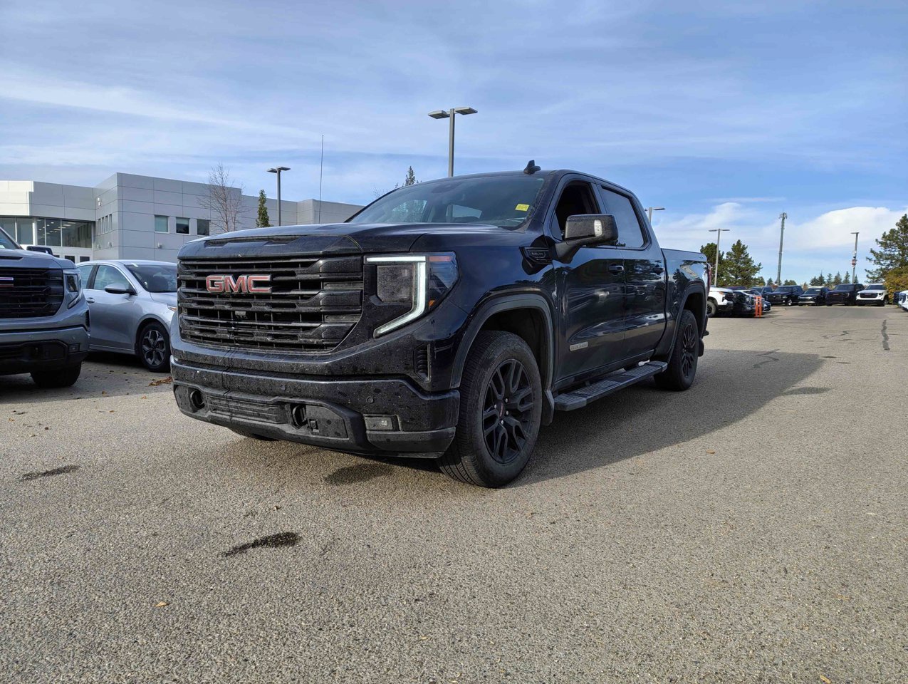 2024 GMC Sierra 1500 4WD Crew Cab 147 Elevation Black Sherwood Park - photo #3