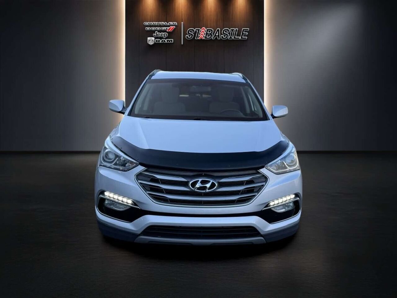 Hyundai SANTA FE 2018 Argent Saint-Basile-le-Grand - photo #1