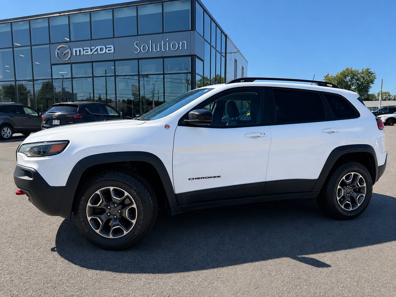 Jeep Cherokee JAMAIS ACCIDENTÉ / 4X4 / APPLE CARPLAY ET ANDROID AUTO 2022 Blanc Châteauguay - photo #0