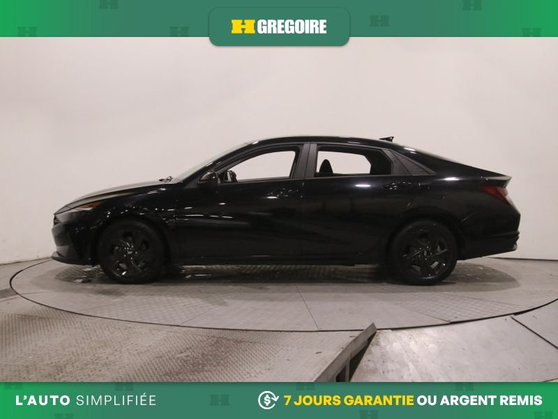 Hyundai Elantra Preferred AUTO A/C TOIT GR ELECT MAGS CAM RECUL BL 2023 Noir