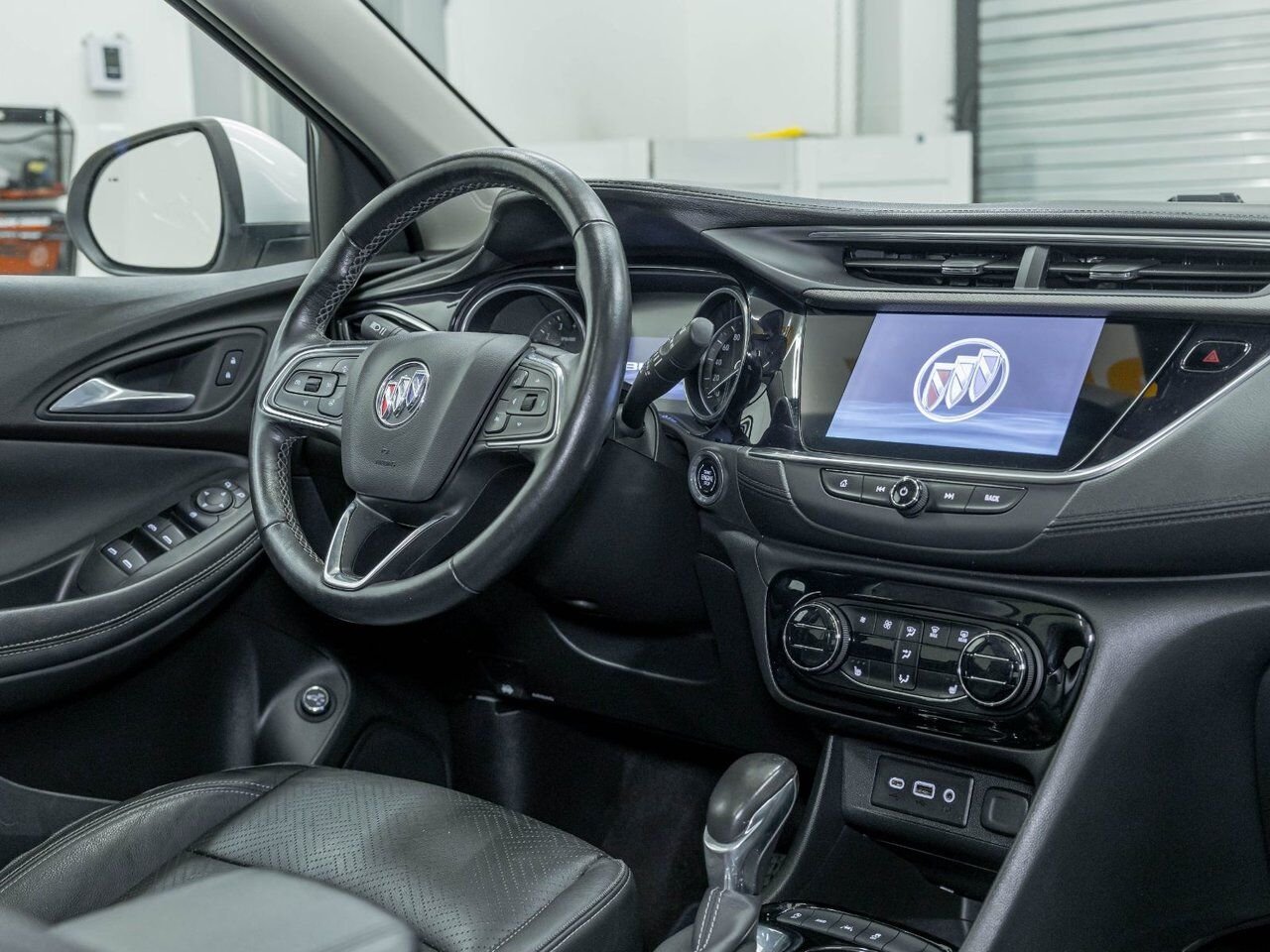Buick Encore GX ESSENCE AWD *TOIT* SIÈGES CHAUF HAYON ELEC CARPLAY 2022 Blanc Saint-Jérôme - photo #26