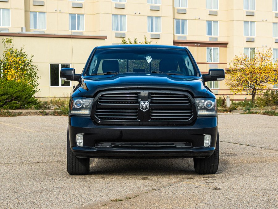 2017 Ram 1500 Sport 5.7L Hemi | Remote Start Black