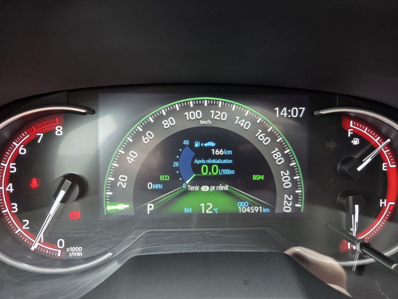 2022 Toyota RAV4 TRAIL White Mont-Laurier - photo #20