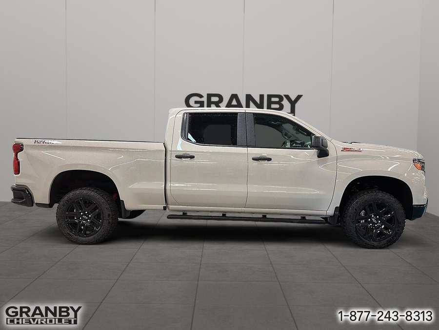 2026 CHEVROLET Silverado 1500 K1500 SILVERADO CREW CAB CUSTOM TRAIL BOSS STD/BOX (2CX) WHITE SANDS