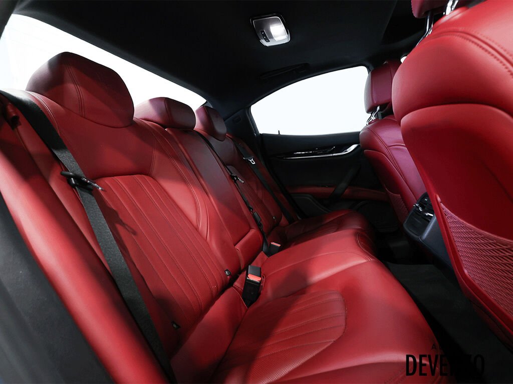2017 Maserati Ghibli Blue Saint-Eustache - photo #12