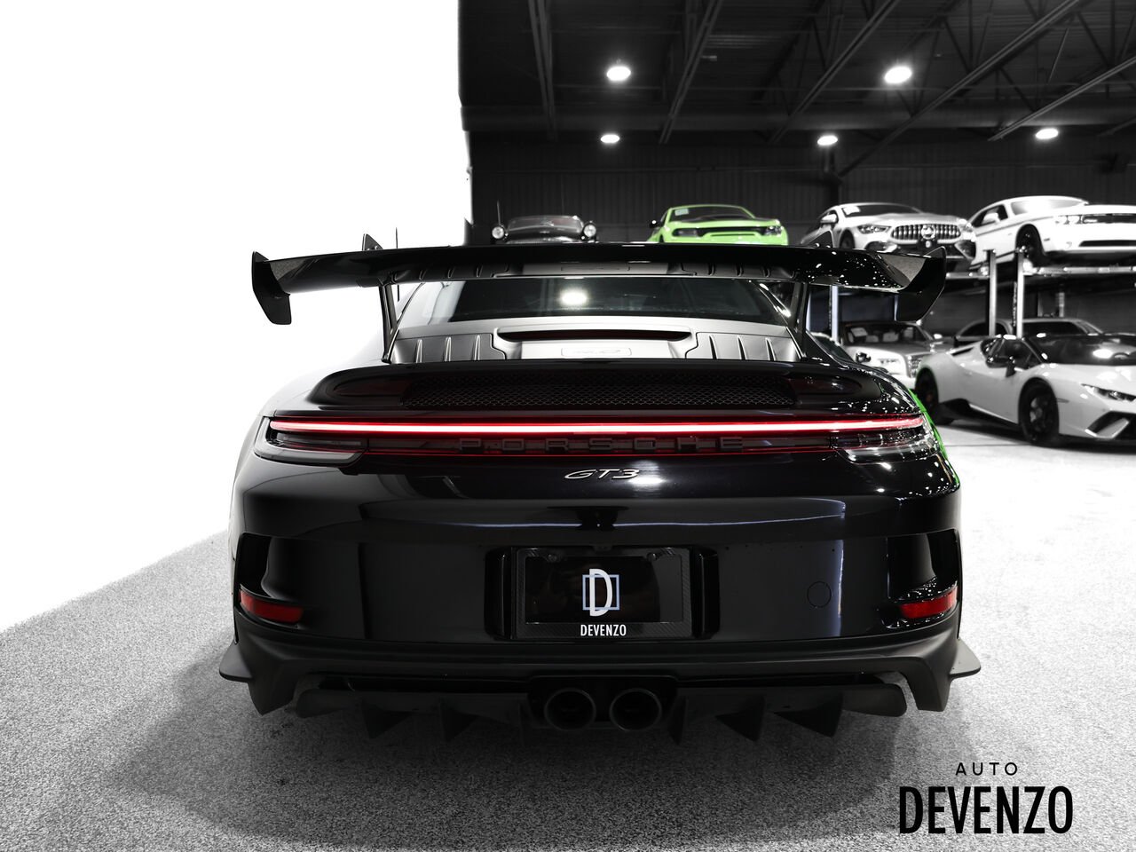 2024 Porsche 911 Black Saint-Eustache - photo #3