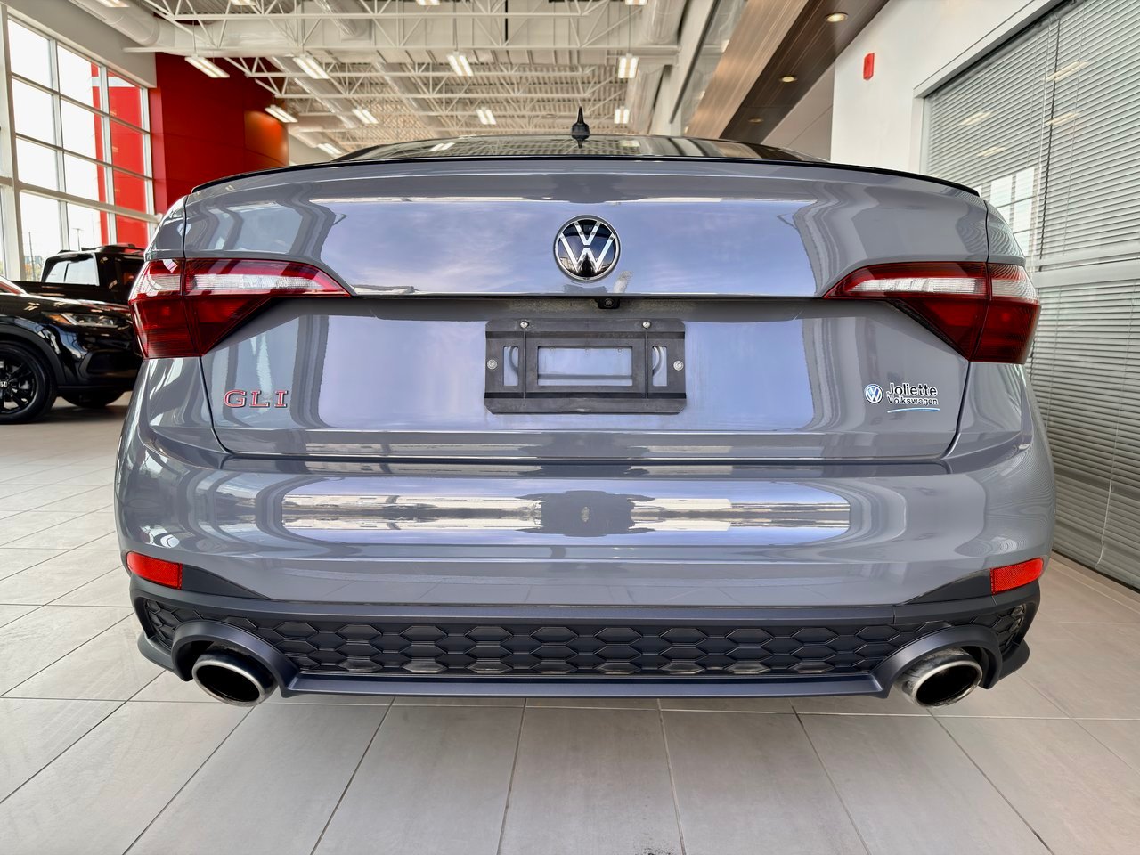 Volkswagen Jetta GLI 2024 Gris Notre-Dame-des-Prairies - photo #9