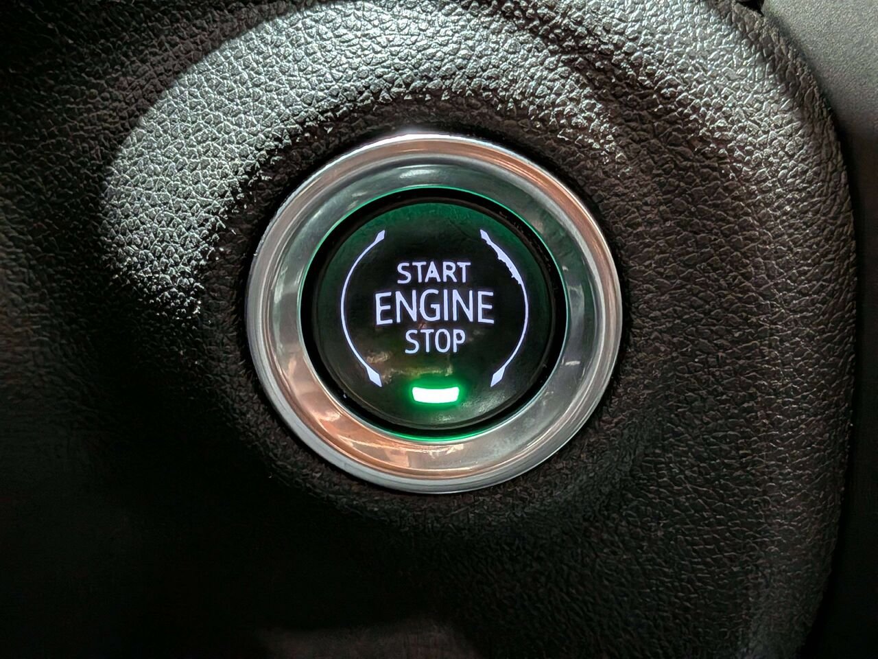 2024 GMC Sierra 1500 4WD Crew Cab 157" Pro Black Val-David - photo #16