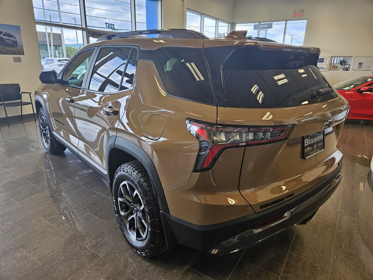 Chevrolet Equinox 4 portes 4RM ACTIV 2027 Moisson d'automne métallisé Thetford Mines - photo #2
