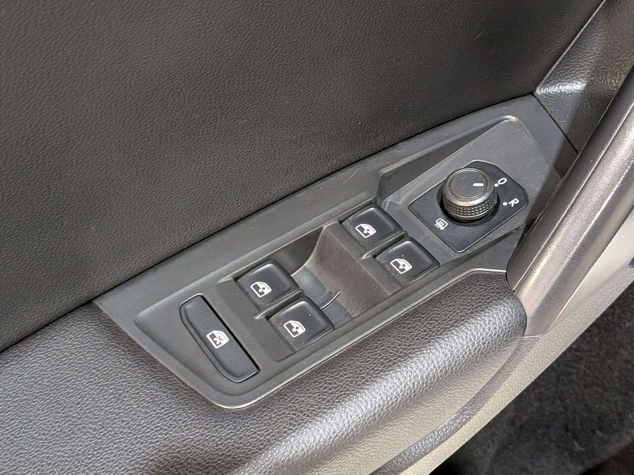 2021 Volkswagen Tiguan Comfortline 4MOTION White Val-David - photo #33